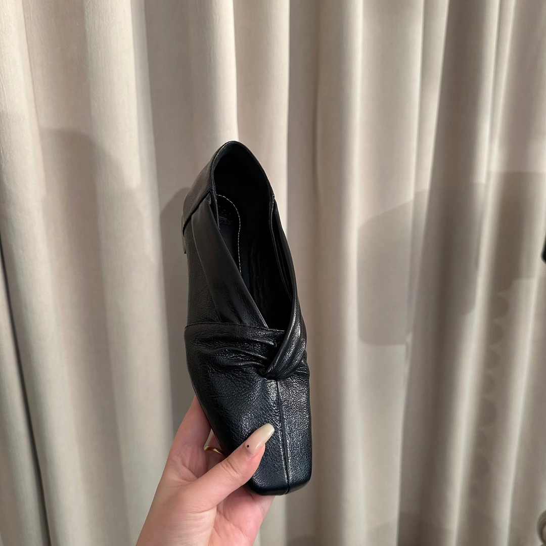 2025春夏新款褶皱交叉设计低跟方头装脚真皮单鞋软底通勤时尚百搭