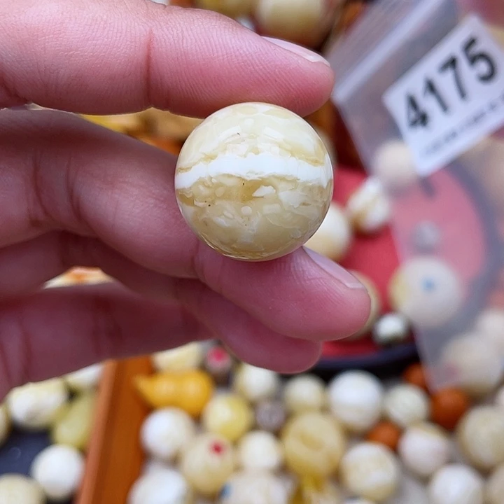 蜜蜡未镶嵌珠宝奇石粉21.1一线天
