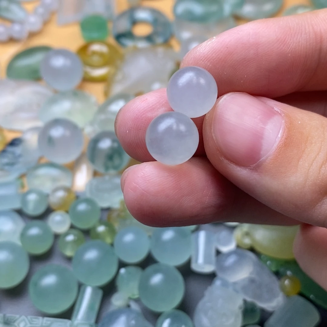 定制翡翠未镶嵌珠子