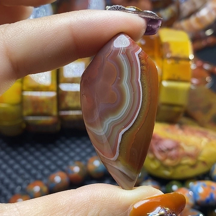 玛瑙/玉髓未镶嵌颈饰