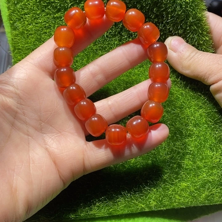 玛瑙/玉髓手串未镶嵌梁**景