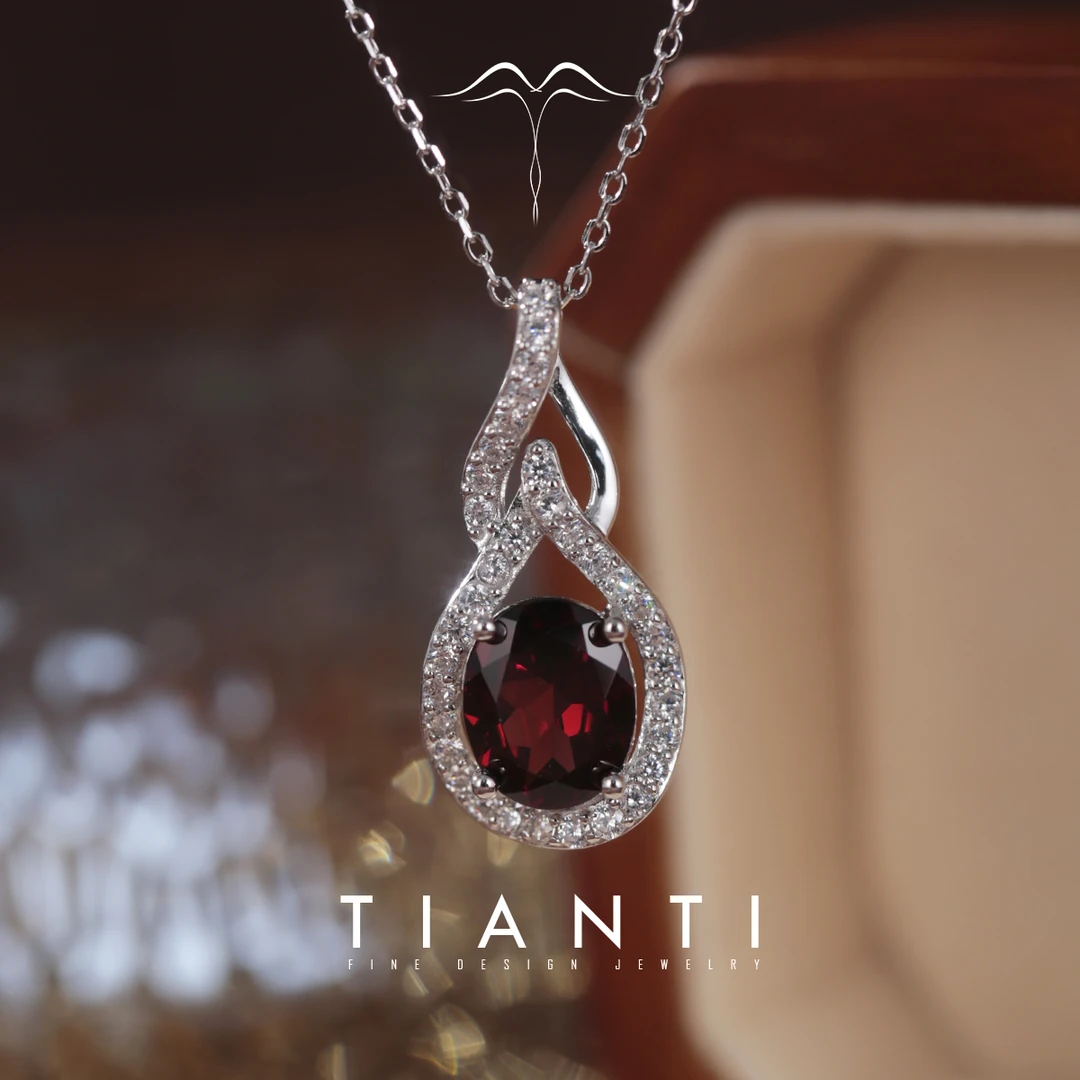 苍穹 8X10 天然石榴石吊坠S925银镀铂金色（银色）复古