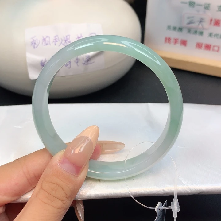 未镶嵌手镯翡翠32