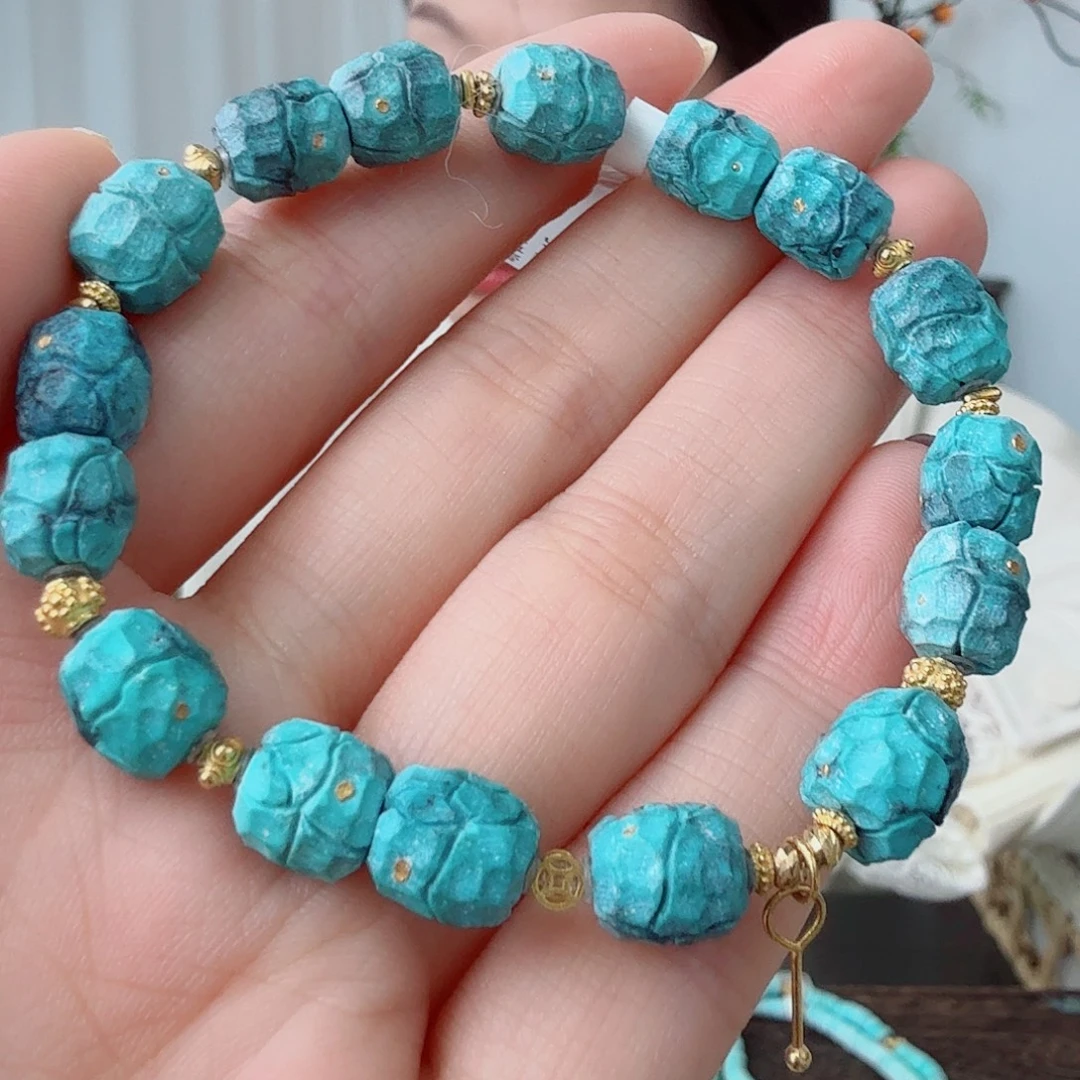 绿松石18K金镶嵌珠宝奇石