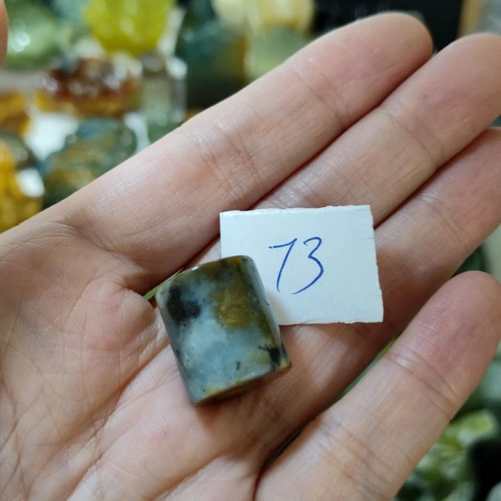 岫玉未镶嵌挂坠款式