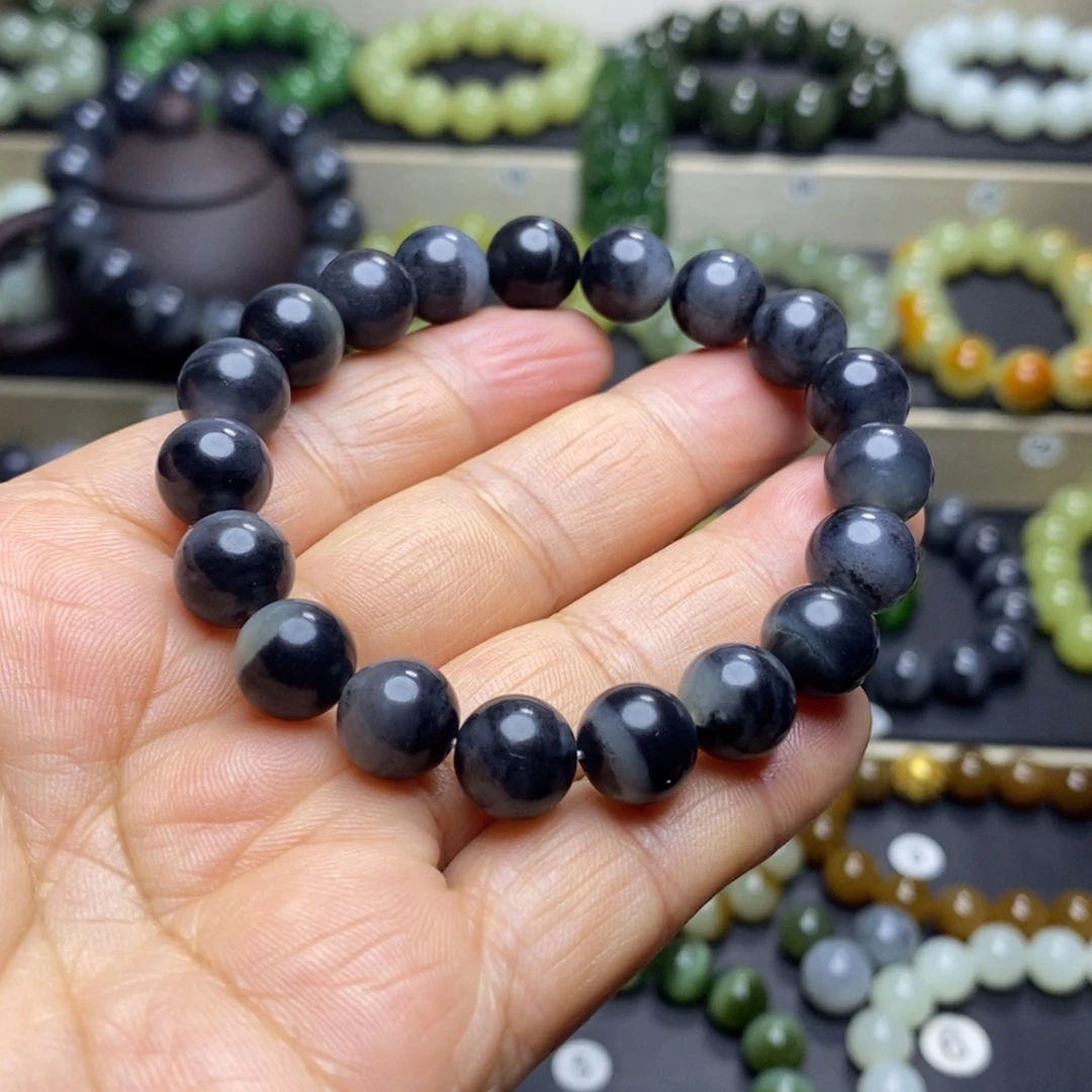 和田玉未镶嵌手串