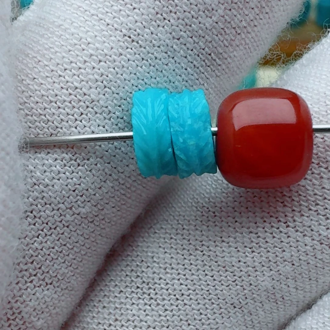 南红玛瑙羽毛隔片对珠6.8未镶嵌