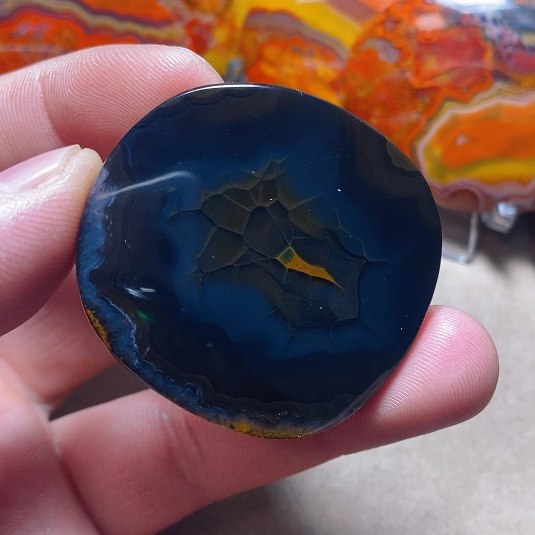 玛瑙/玉髓颈饰未镶嵌九**云