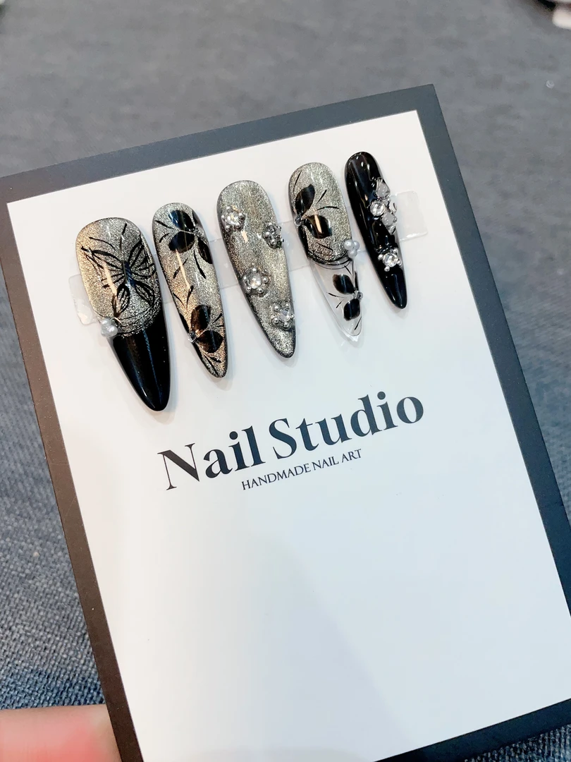 【ZY1106】♡ 小指艺手工穿戴甲