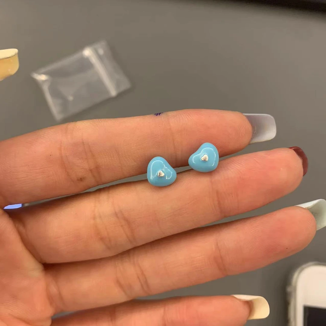 925银耳饰 e1934   简韩蓝色爱心耳钉