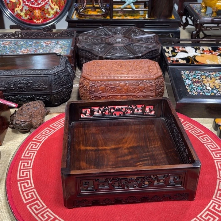 紫檀木类成套家具