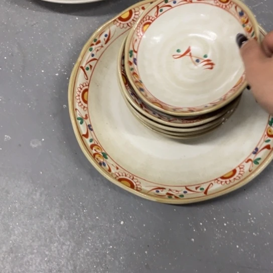 欢***颂金葡萄瓷器欢迎您