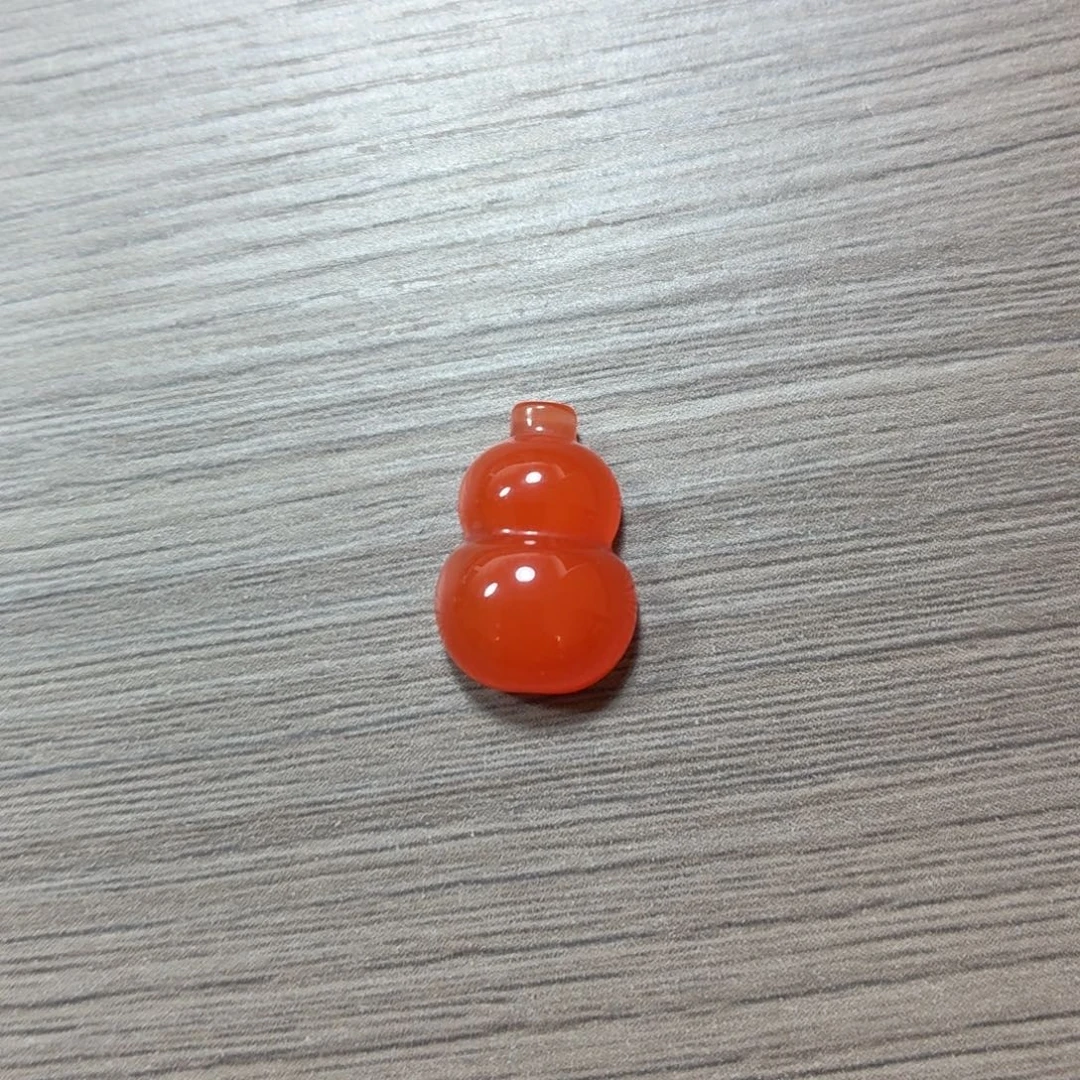 明***南红玛瑙未镶嵌葫芦