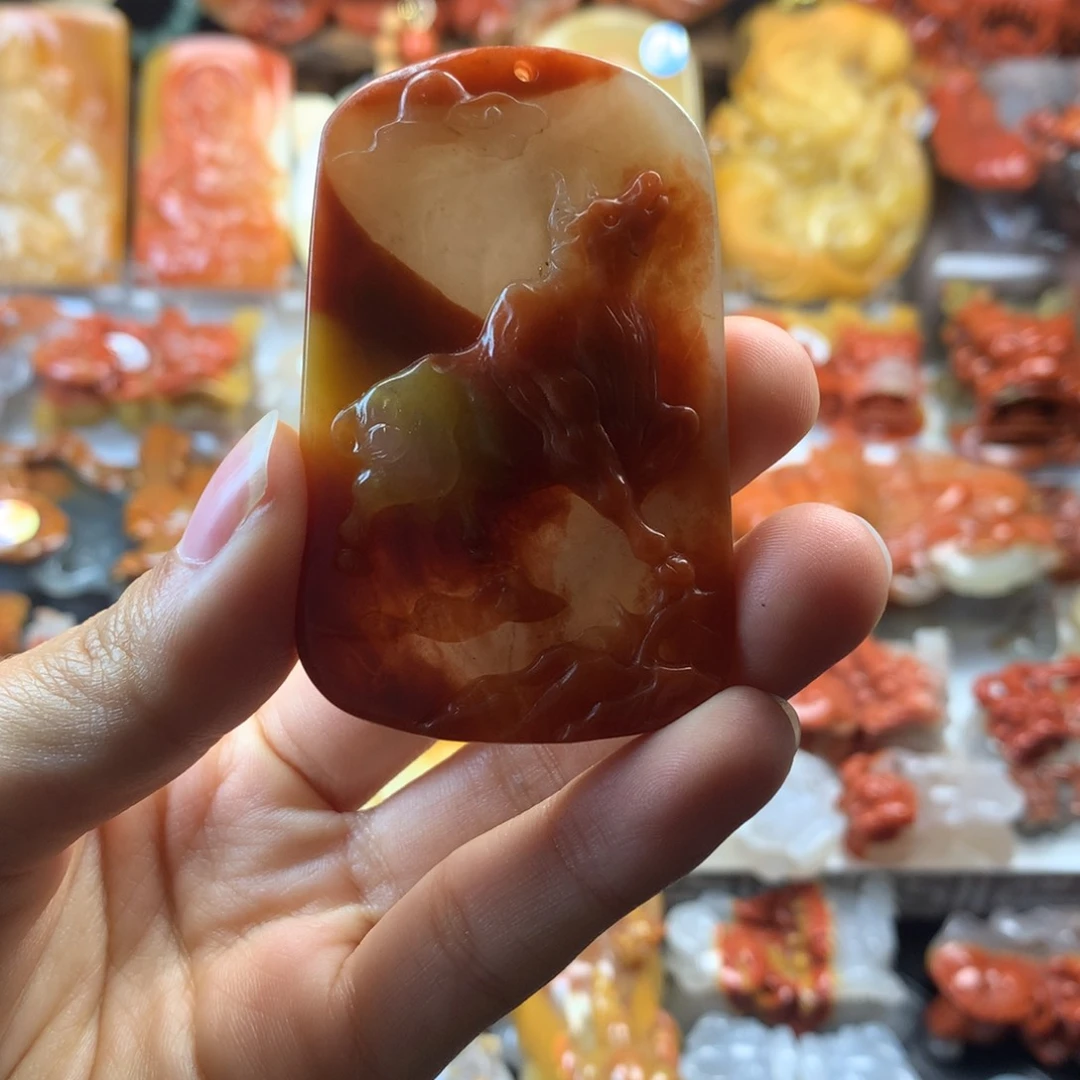 石英质玉（黄龙玉）挂件未镶嵌