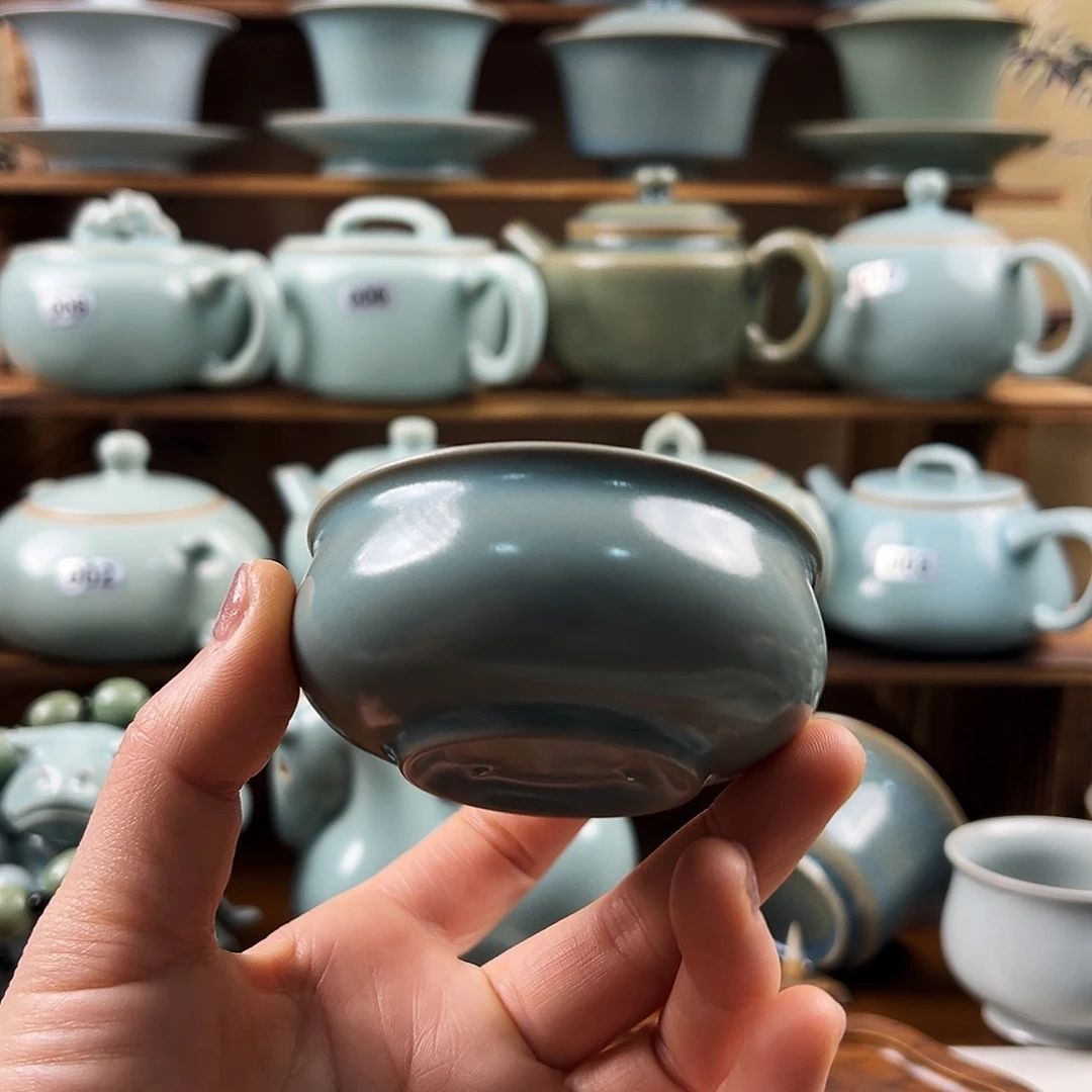 仿古青绿釉水手工普洱杯