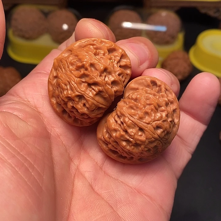 吊坠文玩核桃39尺，宫灯