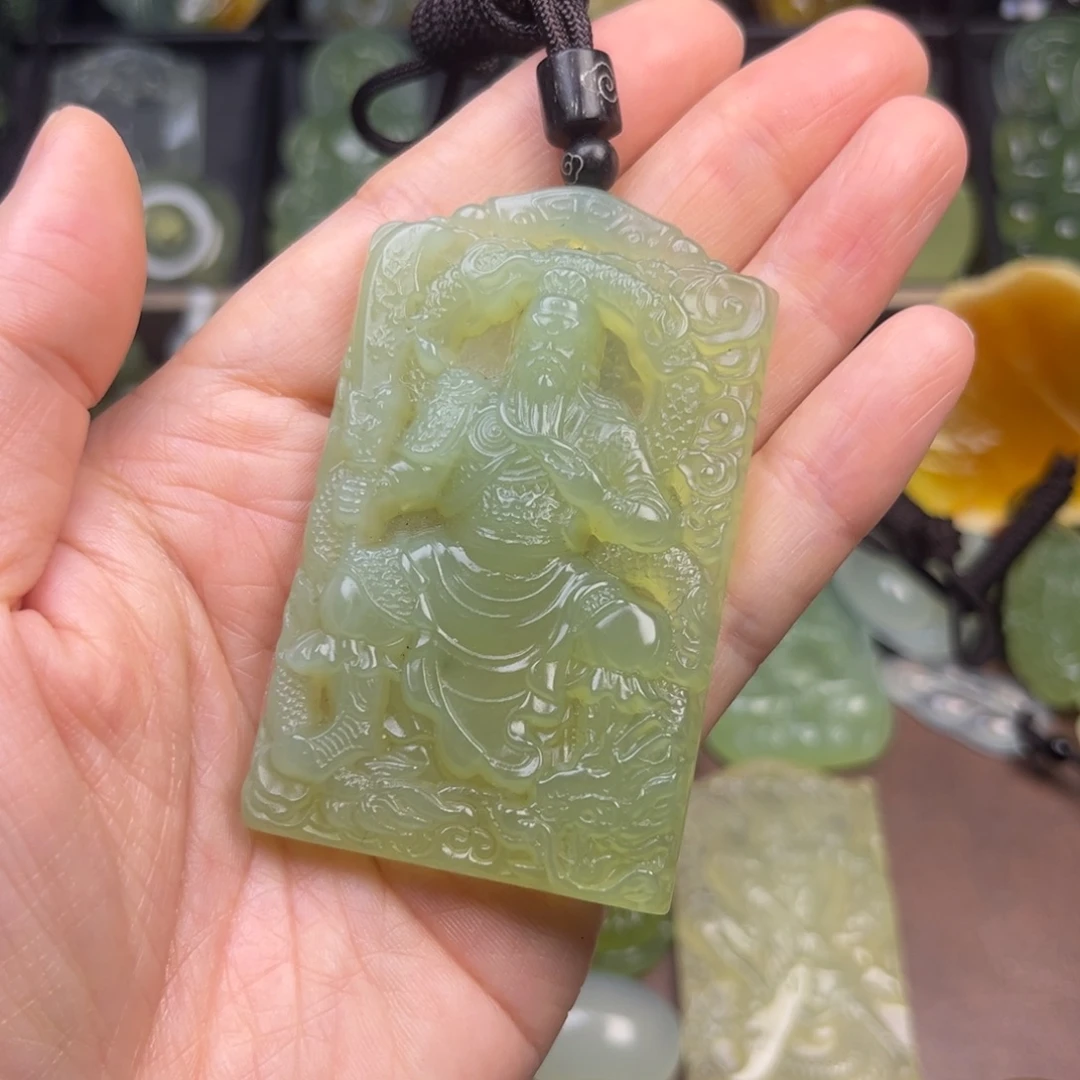 蛇纹石玉未镶嵌吊坠(赠链)