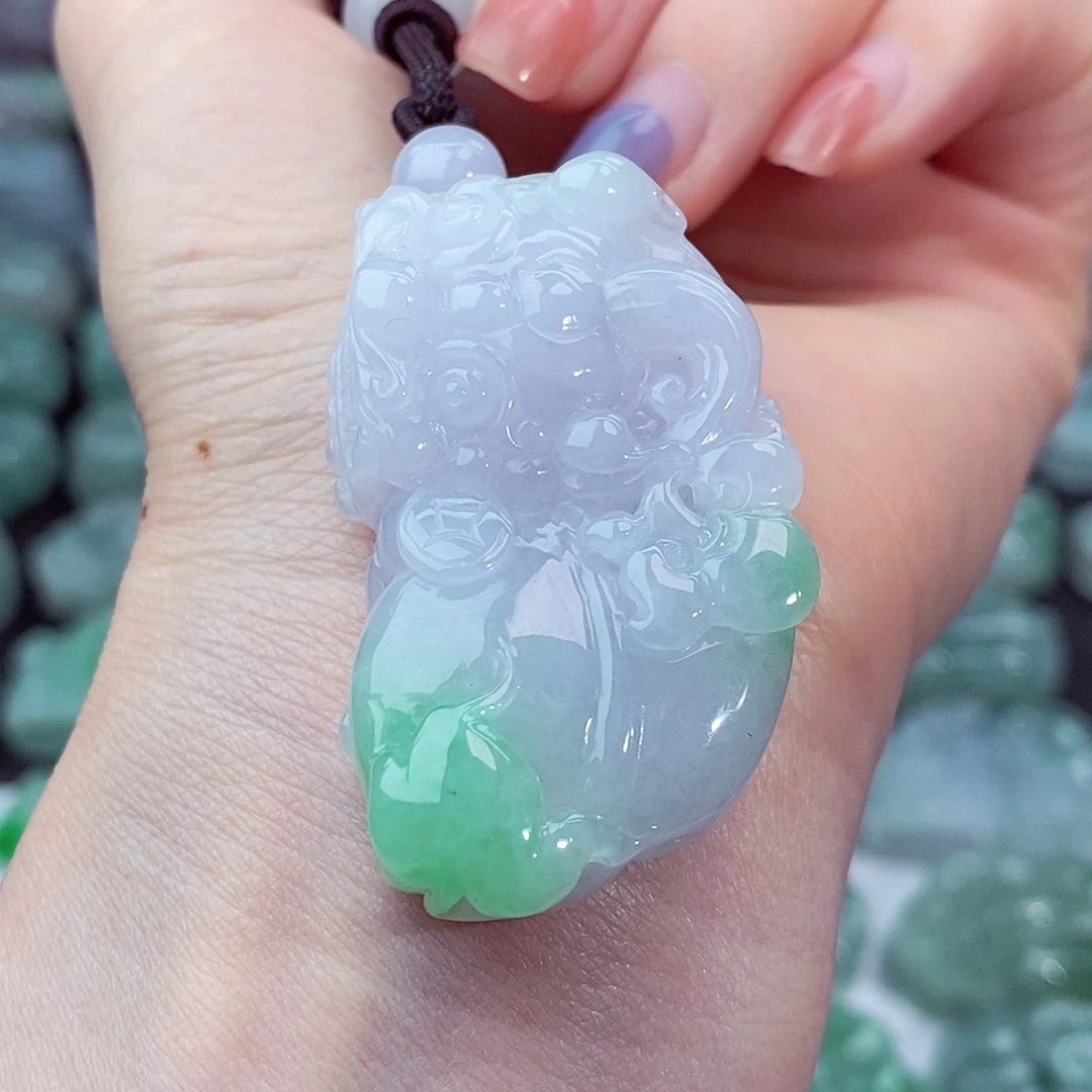 颈饰未镶嵌翡翠天然
