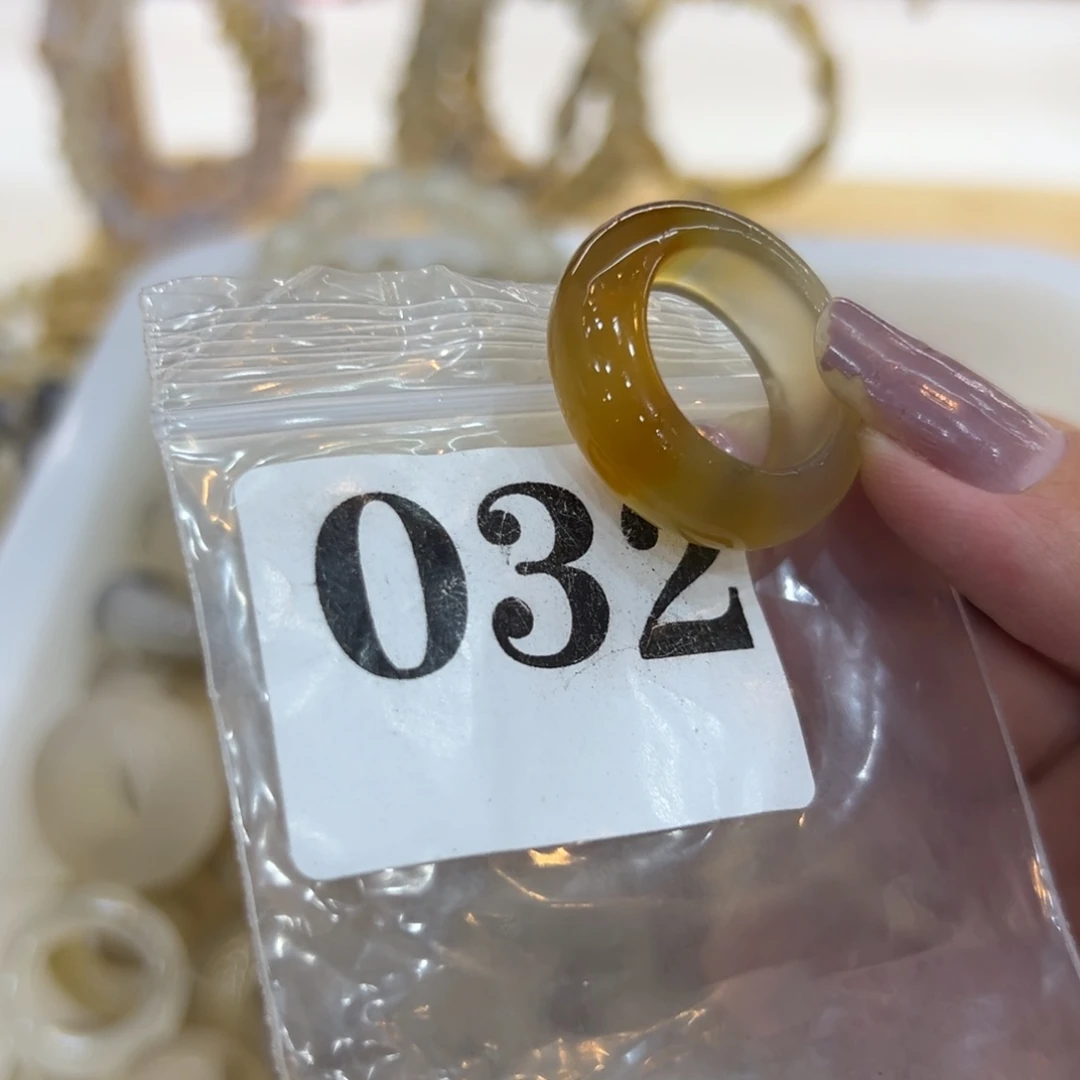 玛瑙/玉髓戒指合金32港17