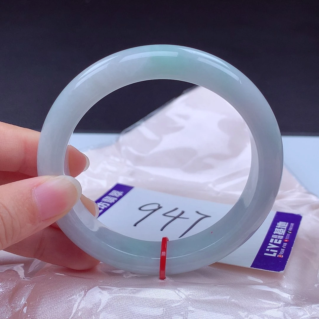 翡翠手镯未镶嵌手镯000424