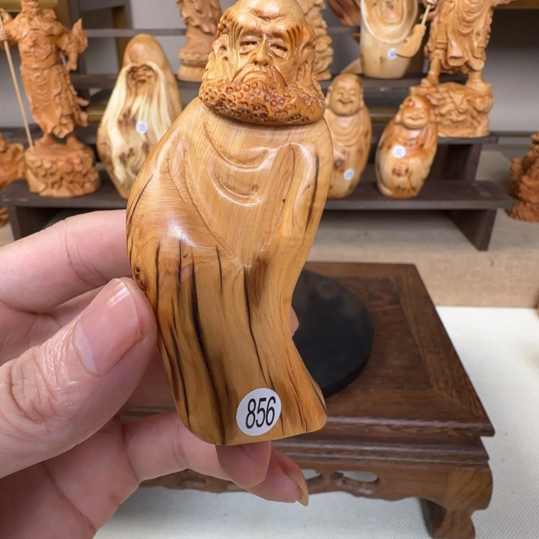 崖柏小木匠艺雕一物一拍