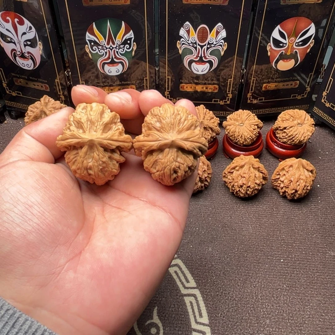 核桃红锦鲤1111111111