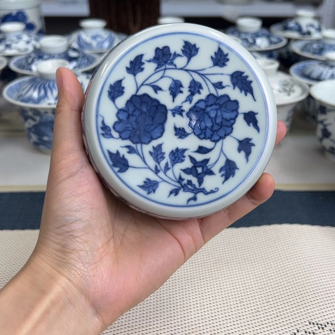 全品缠枝鼓型盖置