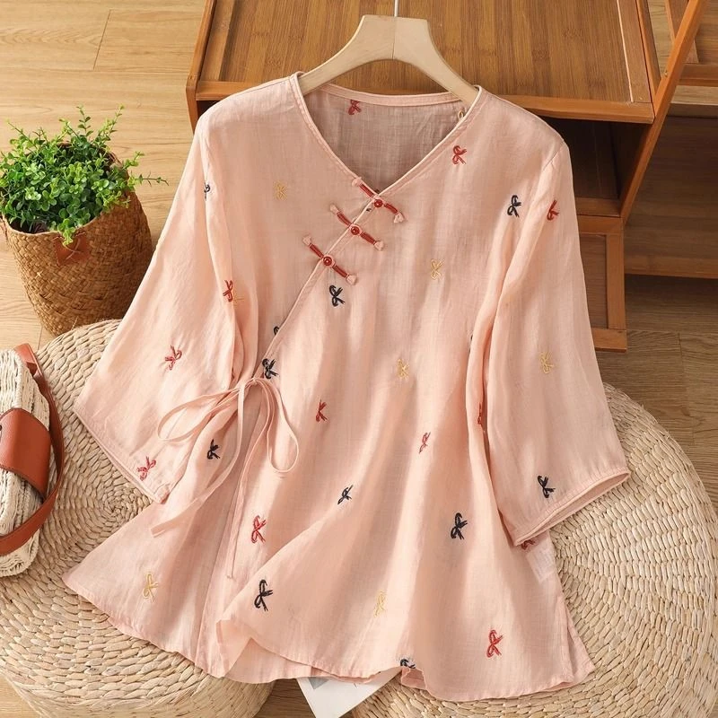 新中式国风刺绣花衬衫女夏季复古斜襟盘扣V领系带五分袖茶服上衣