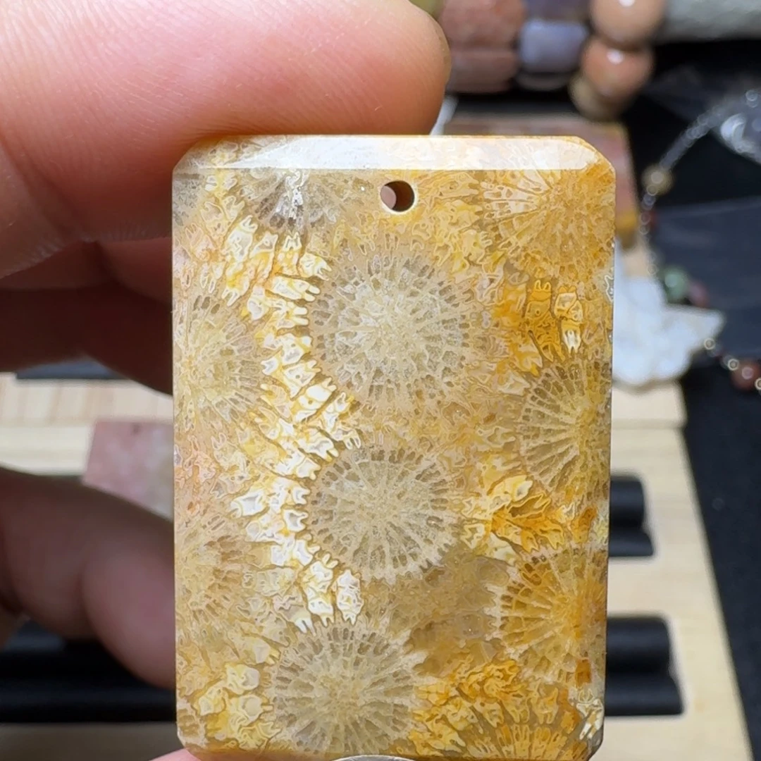 硅化玉未镶嵌纯天然色有机玉石保真色