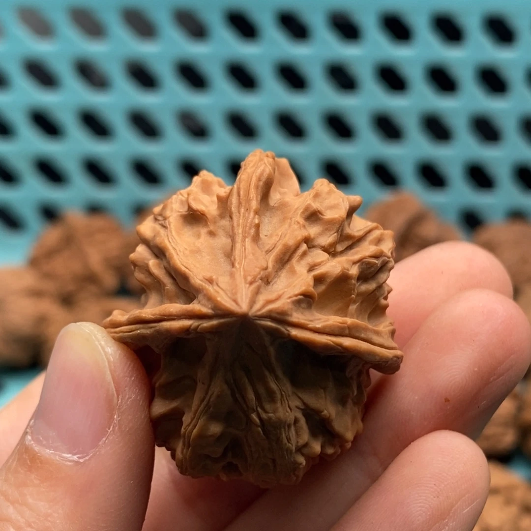 l***W核桃定制商品不退不换