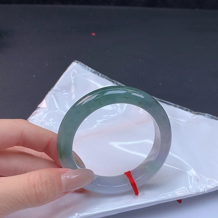 翡翠未镶嵌手镯52