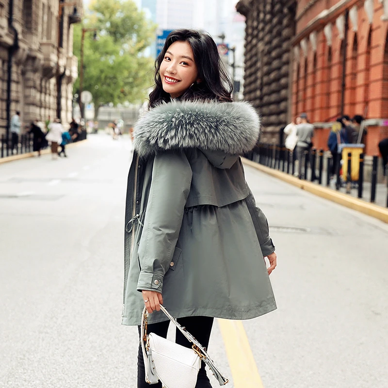 蓝海奕诺小个子貉子毛羽绒服2024冬季新款韩版时尚连帽收腰外套女