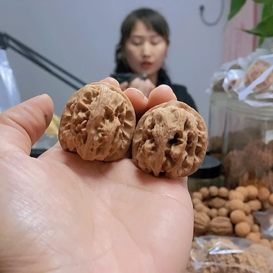 【闪购商品】把件文玩核桃尼**丁43平谷方块