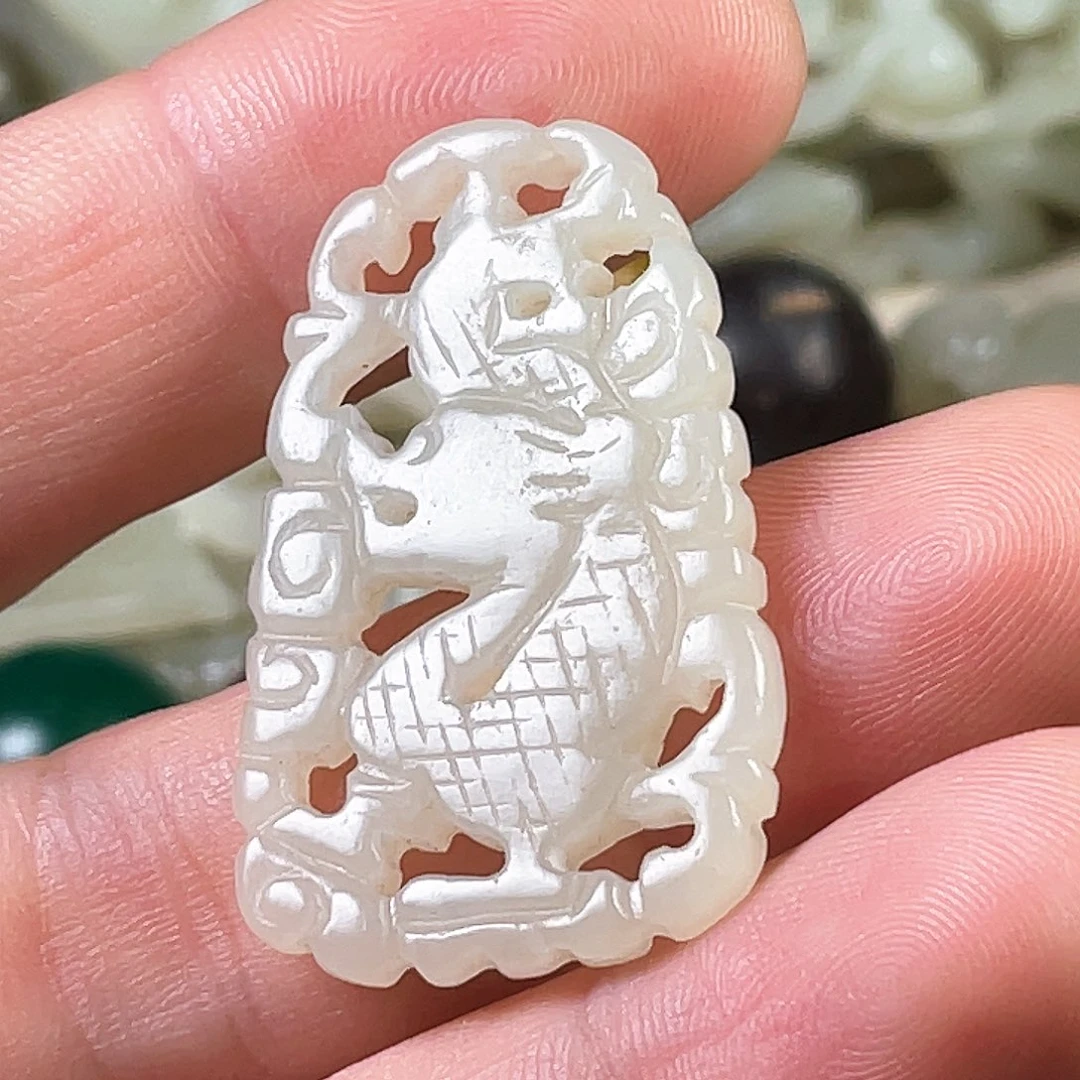 和田玉（糖玉）挂件未镶嵌