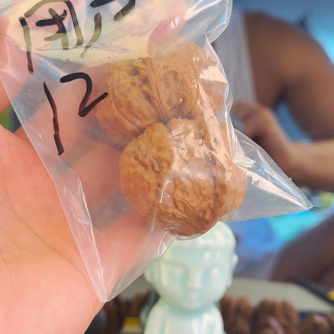 用***7核桃手串/手链晶核社。