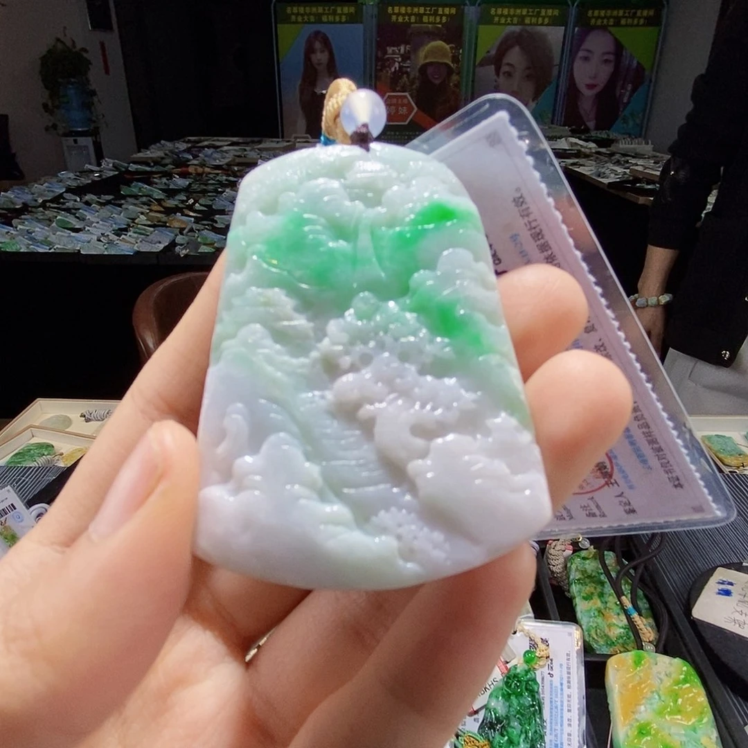 颈饰未镶嵌翡翠翡翠