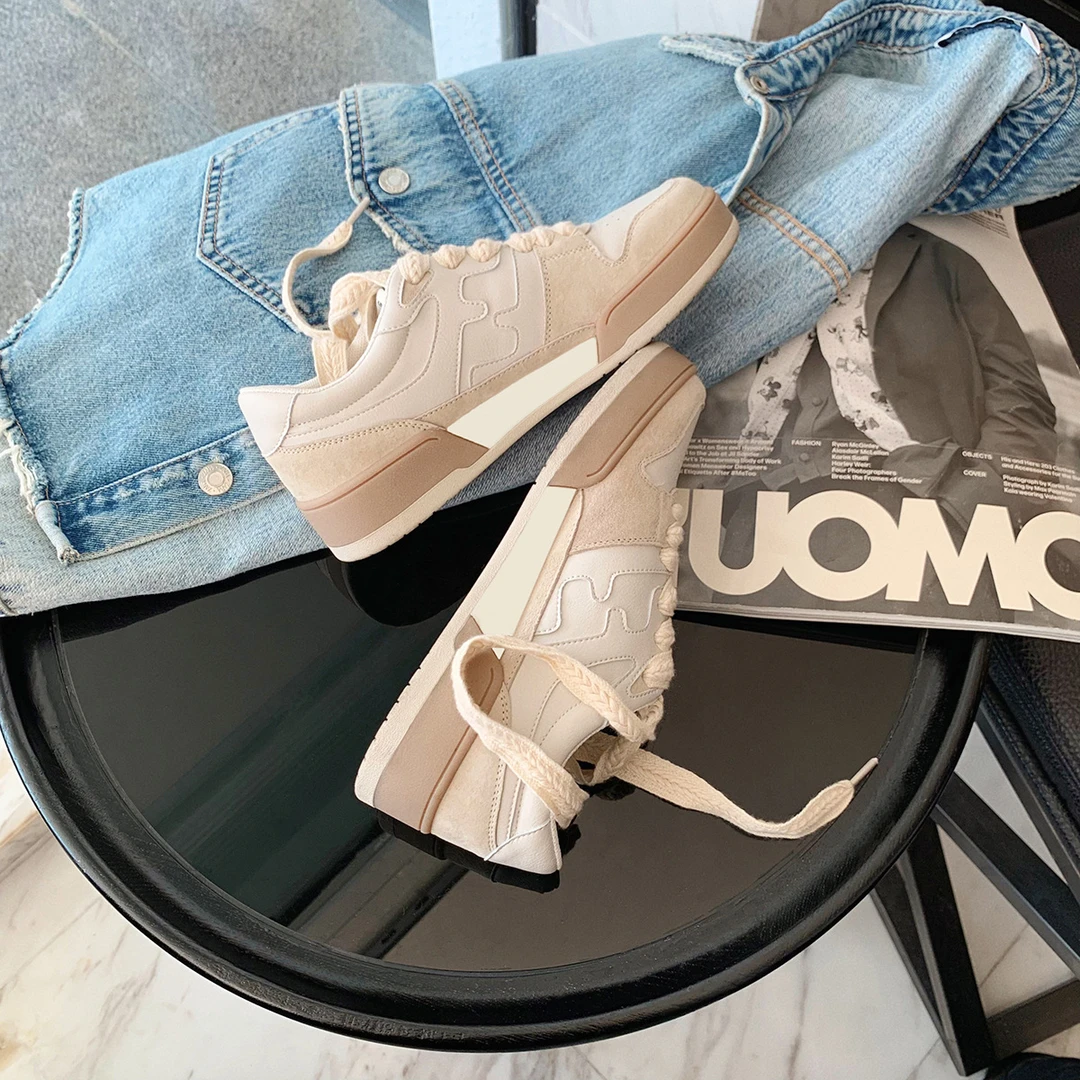 断码运动鞋女鞋底价出