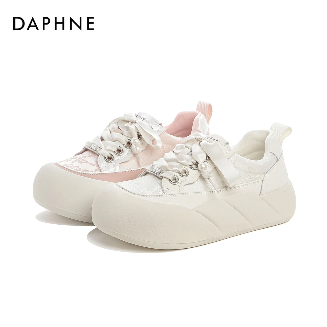 达芙妮韩版潮流板鞋网红时尚百搭休闲鞋圆头厚底系带低帮2025春季