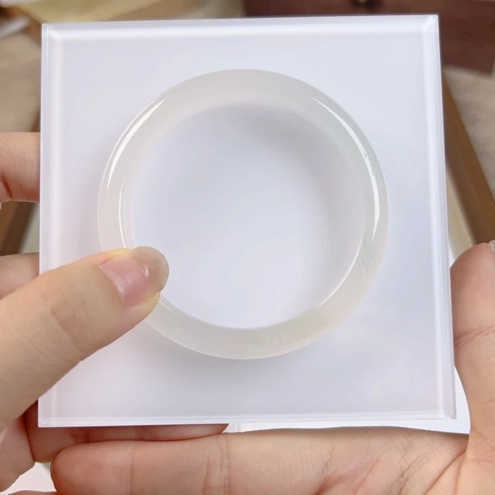 石英质玉手镯合金天山翠雪翠手镯 54 圈口