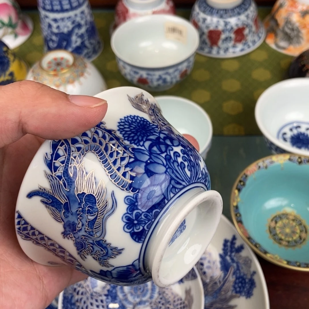 陶瓷的设计师是一个
