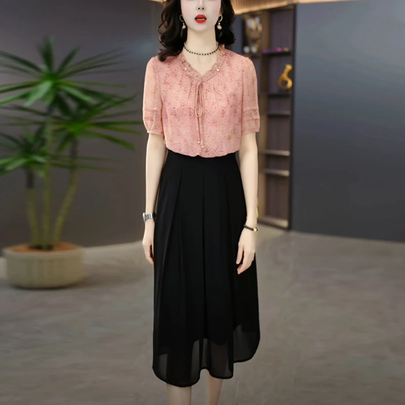 轻奢气质夏季短袖裙子女款爆款2025新款高级感洋气收腰显瘦连衣裙