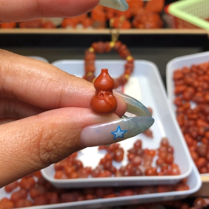 南红玛瑙未镶嵌吊坠(不含链)