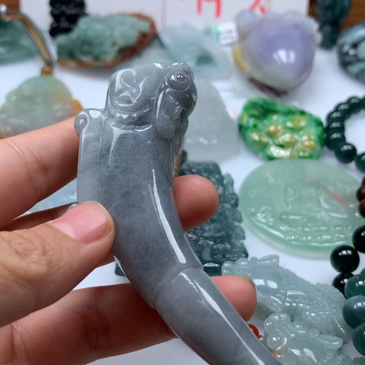 翡翠颈饰未镶嵌保真天然A货翡翠