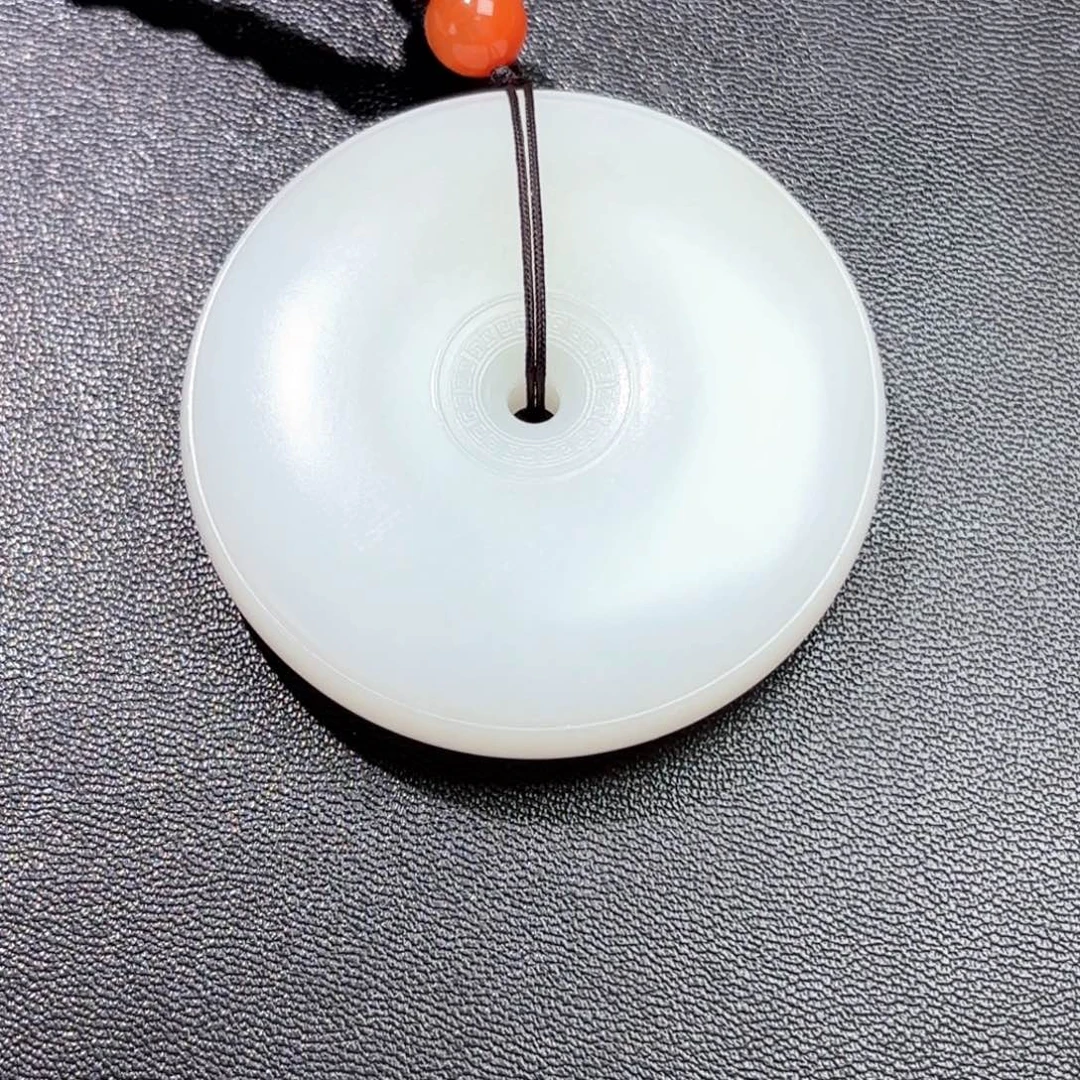 佛***得和田玉未镶嵌挂件