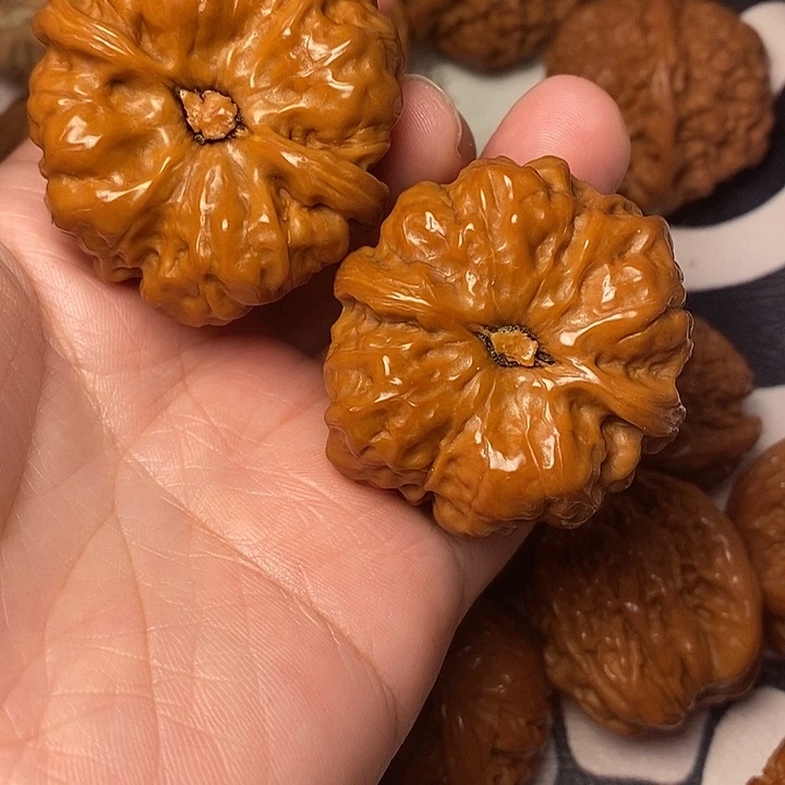 花***诉把件文玩核桃哇42