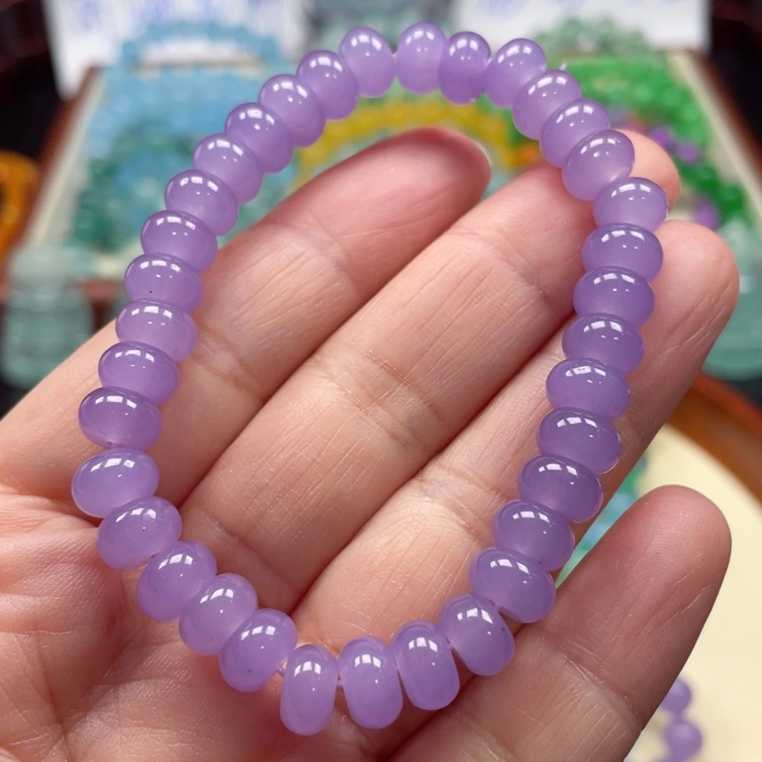 翡翠未镶嵌颈饰卡8