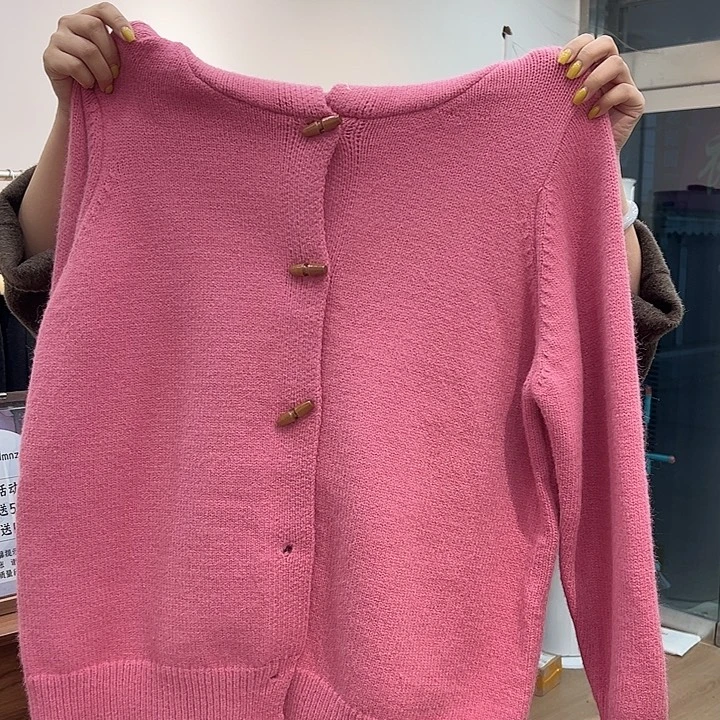 大码枚粉色毛衣外套