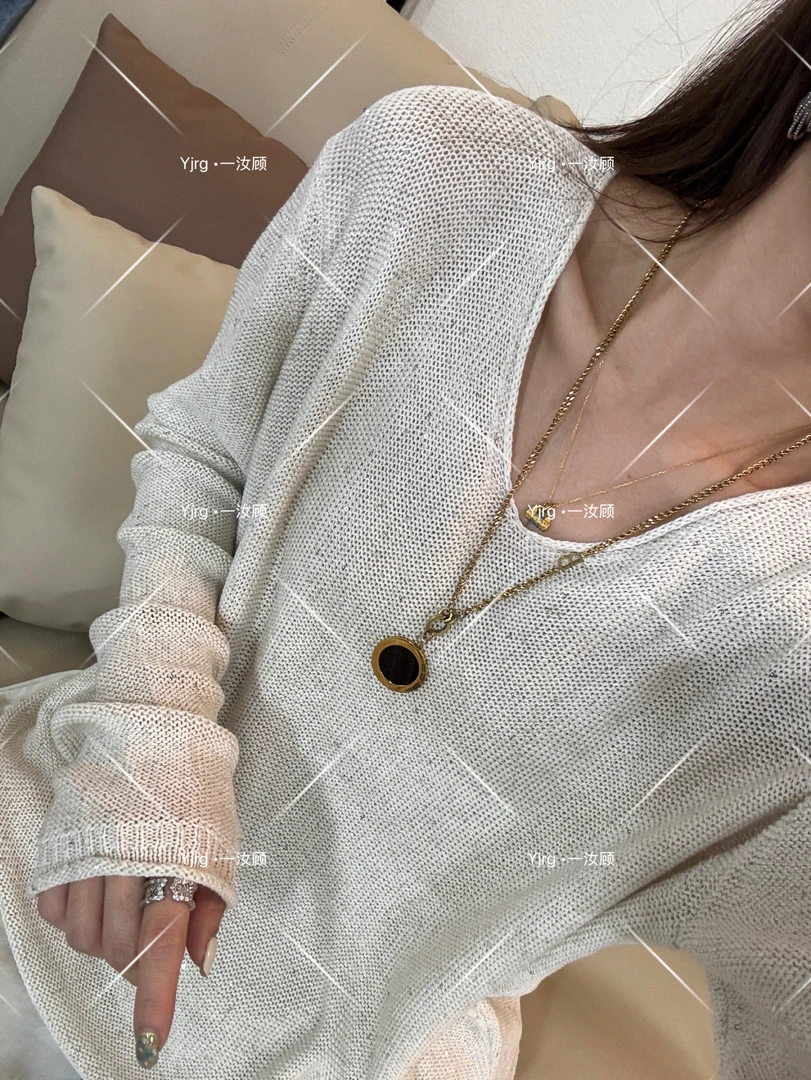 Yrg V领亮片净版打底针织女25829