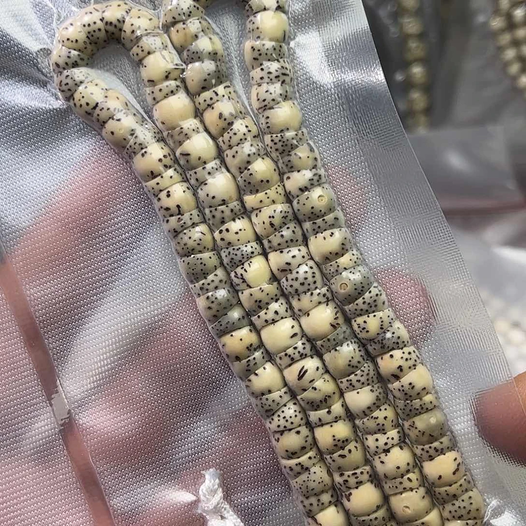 原生态石玉料大肠7