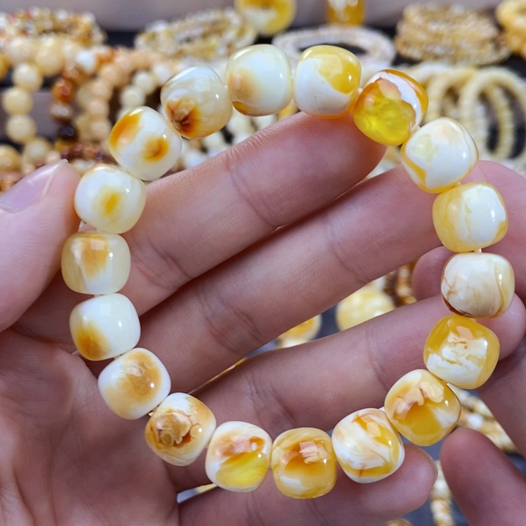 琥珀未镶嵌手链11mm沁色金白溶洞